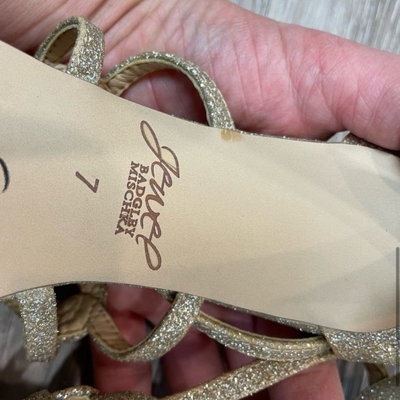 NWOT Gold Sparkle Crisscross Strap Jewels by Badgley Mischka Heels - Picture 5 of 10